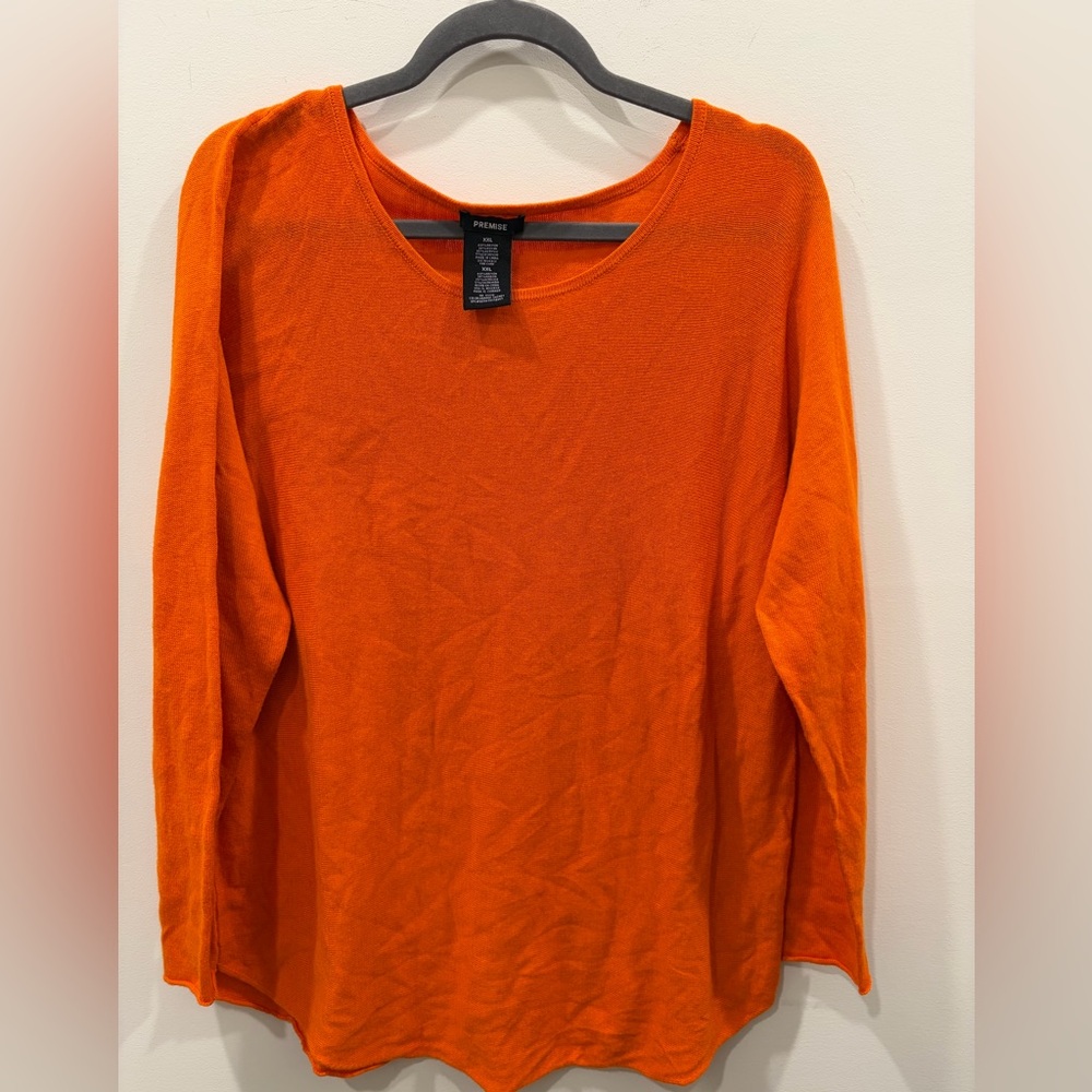 Premise Orangeโ Long Sleeve Soft Scoop Neck Knit Top